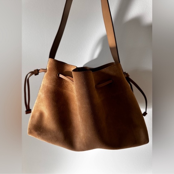 Madewell The Drawstring Shoulder Bag - Picture 3 of 11